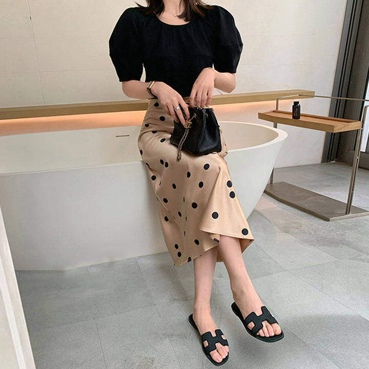 Damen Eleganter Satinrock mit Polka-Dots Echoarchiv