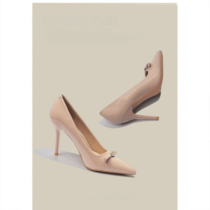 Damen Spitz zulaufende Lack‑Pumps mit hohem Stiletto‑Absatz und Kristall‑Schleifenapplikation – Lioré