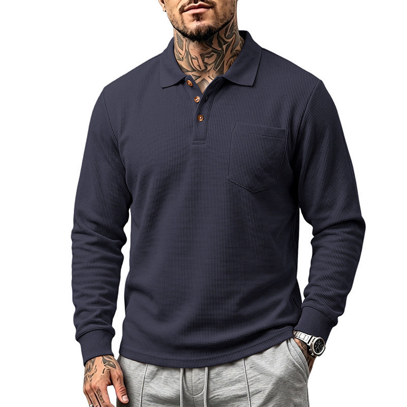 Herren Waffelstruktur-Poloshirt mit Brusttasche und Holzknöpfen Echoarchiv