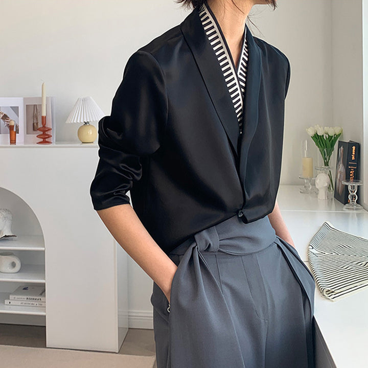 Damen Luxuriöses Satinbluse Echoarchiv