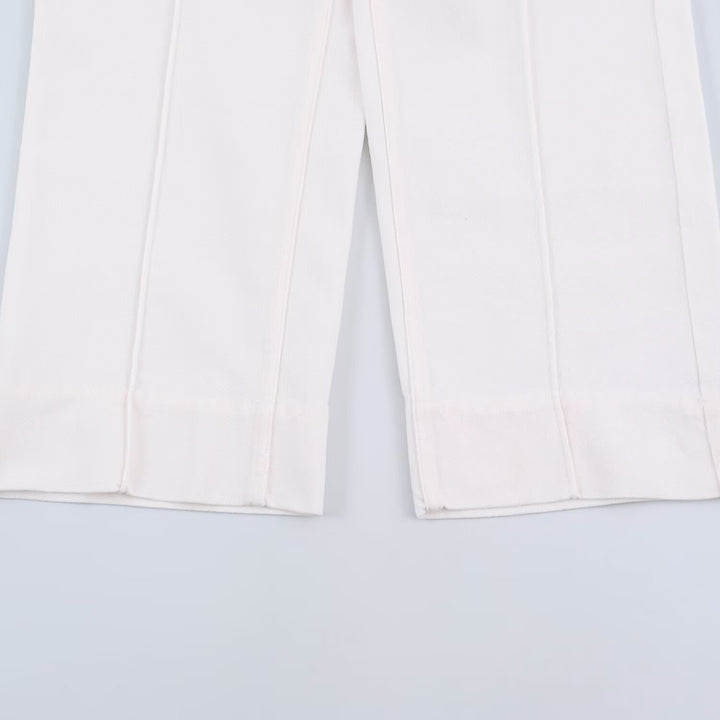 Damen High-Waist Wide‑Leg Jeans mit aufgesetzten Fronttaschen und Mittelnaht-Detail Echoarchiv