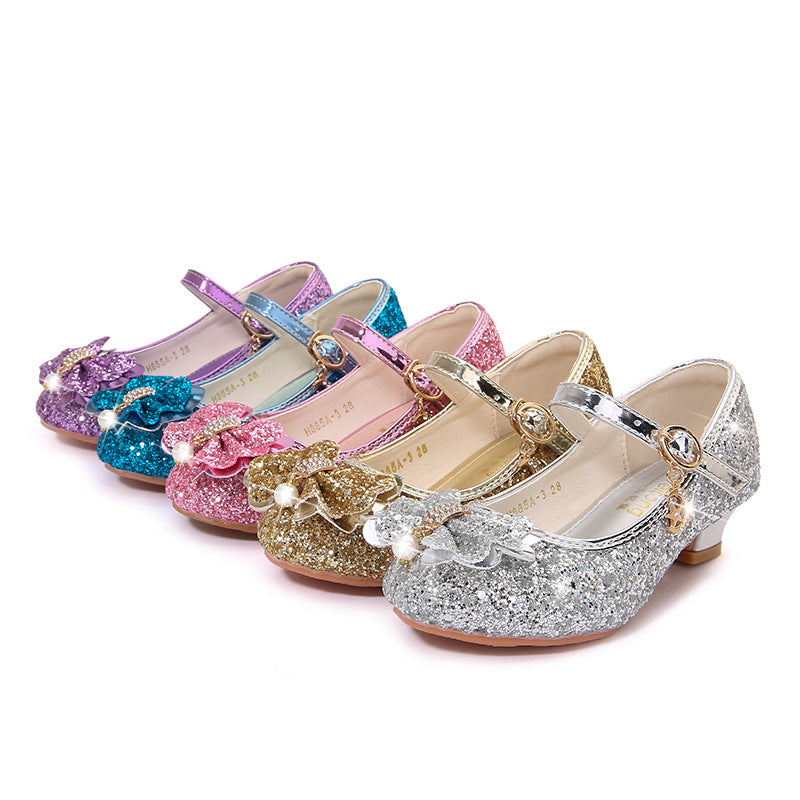 Mädchen Glitzernde Ballerinas mit Schleifenapplikation Echo Archiv