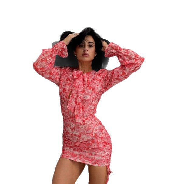 Damen Florales Chiffon Minikleid mit Schleifenkragen, transparenten Volumenärmeln und seitlicher Raffung Echoarchiv