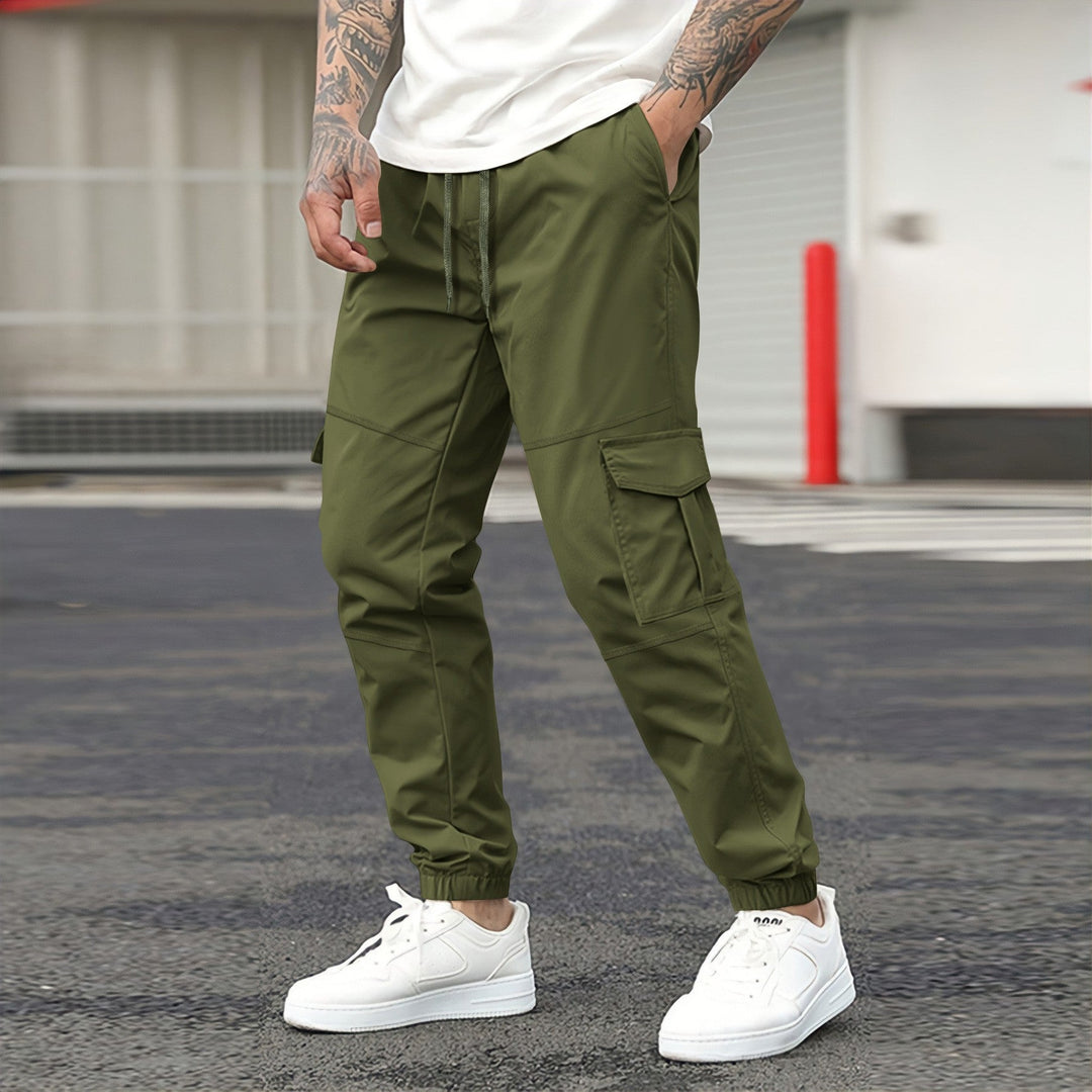 Herren Cargo-Jogginghose mit elastischem Bund und praktischen Cargotaschen Echoarchiv