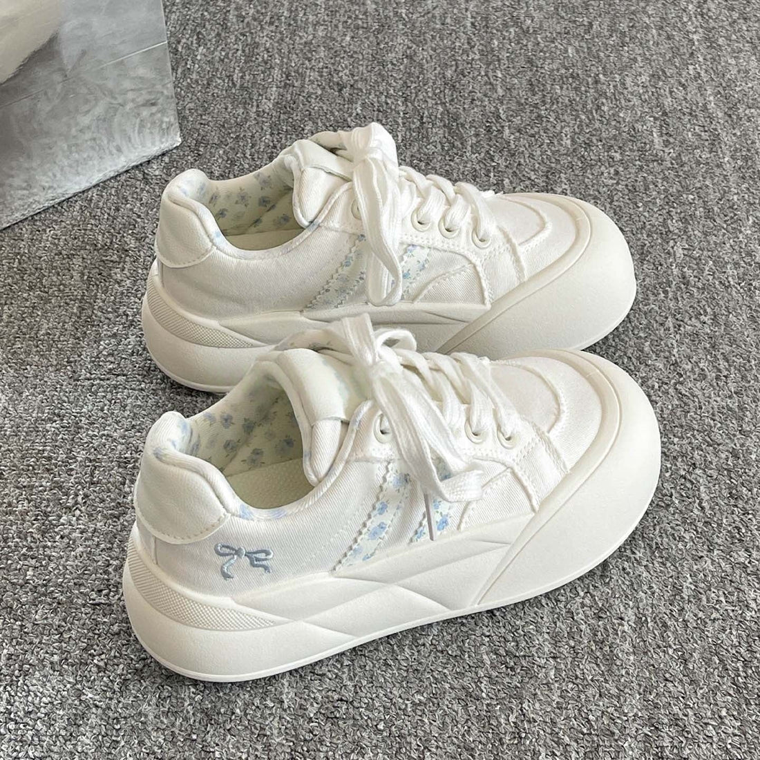 Damen Sportliche Sneakers – Névara