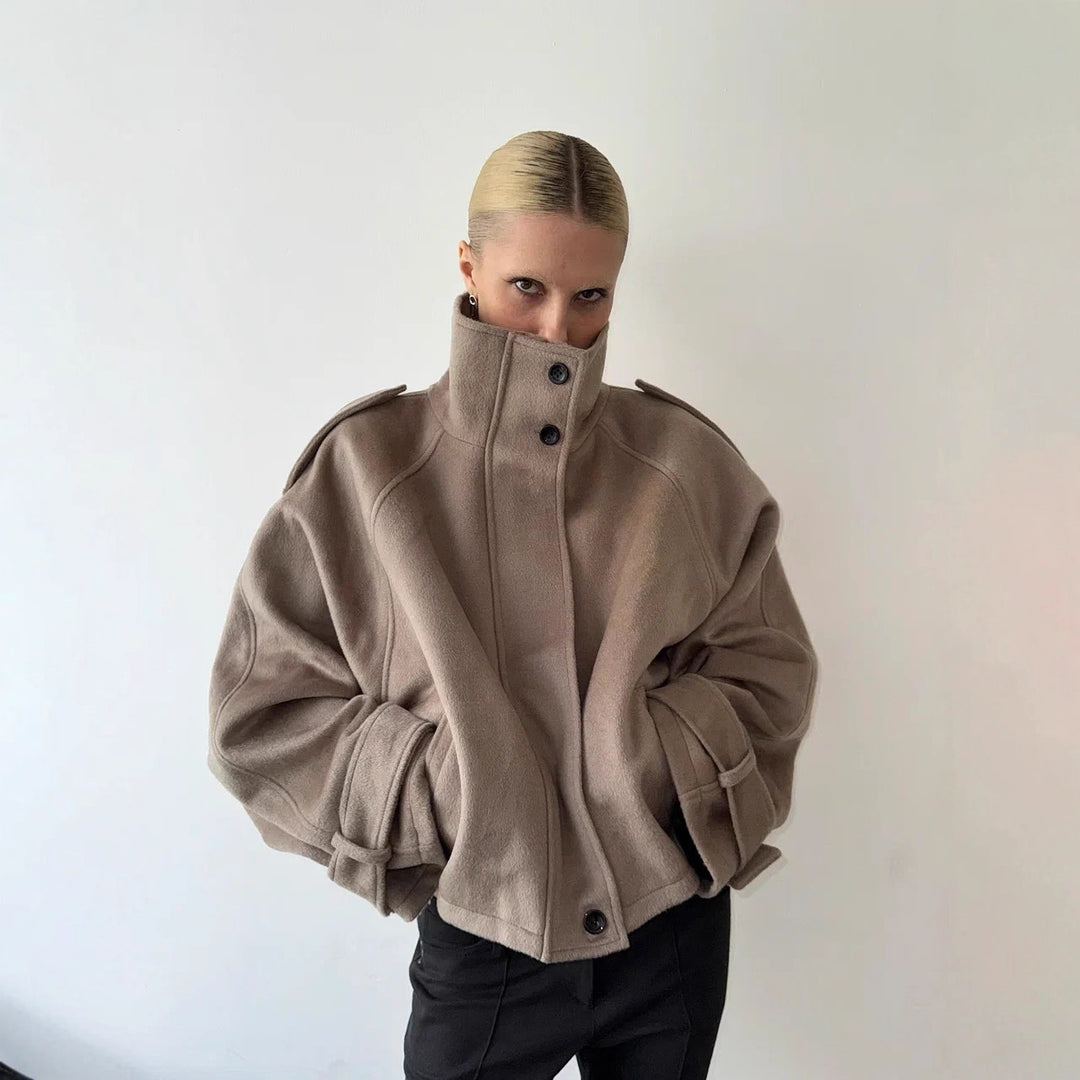 Damen Oversized Woll-Cropped-Jacke mit hohem Stehkragen und Ballonärmeln Echo Archiv