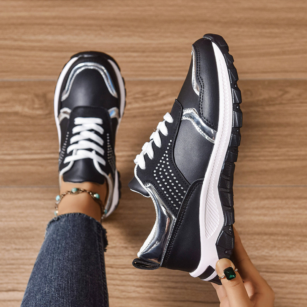 Damen modischer City-Chunky-Sneaker mit Metallic-Akzenten, Ziernieten und dämpfender Leichtsohle Echo Archiv