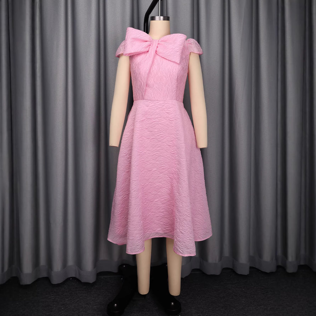 Damen Elegantes A-Linien Kleid mit floralem Design und voluminösem Oberteil Echo Archiv