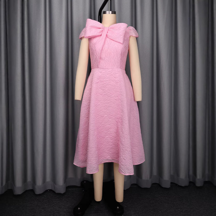 Damen Elegantes A-Linien Kleid mit floralem Design und voluminösem Oberteil Echo Archiv