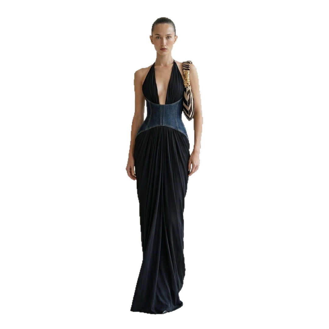 Damen Abendkleid mit tiefem Ausschnitt und tailliertem Design Echo Archiv