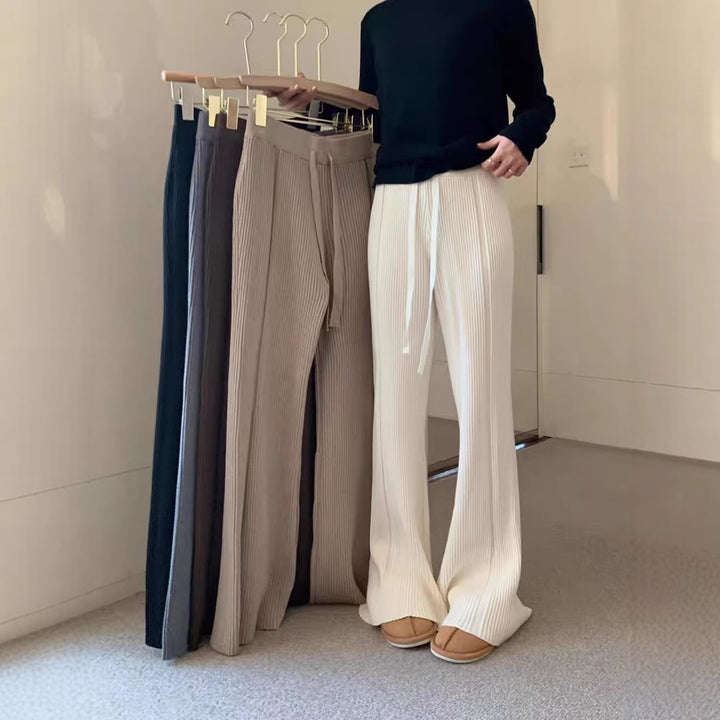 Damen Elegante und bequeme Plissee-Hose Echo Archiv
