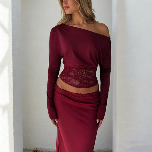Damen Cropped-Top mit Fledermausärmeln und Spitzen-Taillenband – Avérine