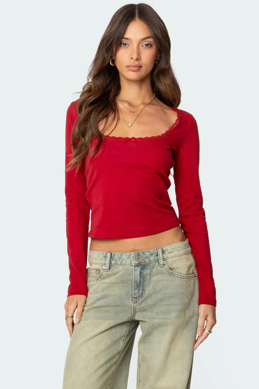 Damen Langarmshirt mit quadratischem Ausschnitt und Spitzenakzenten Echo Archiv