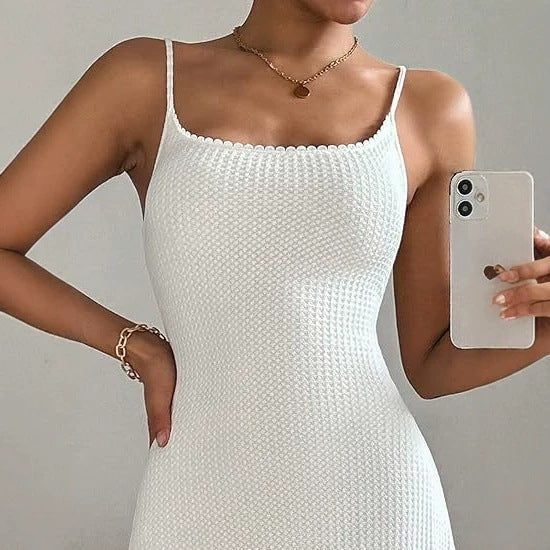 Damen Maxikleid mit zarten Trägern und raffinierter Rippstruktur Echo Archiv