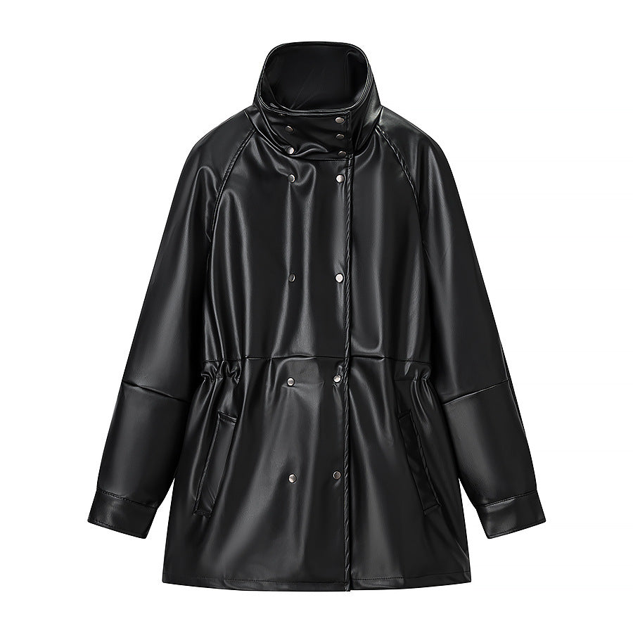 Damen Regenjacke aus Lederoptik mit hohem Stehkragen, Taillenzug und Druckknopffront Echo Archiv