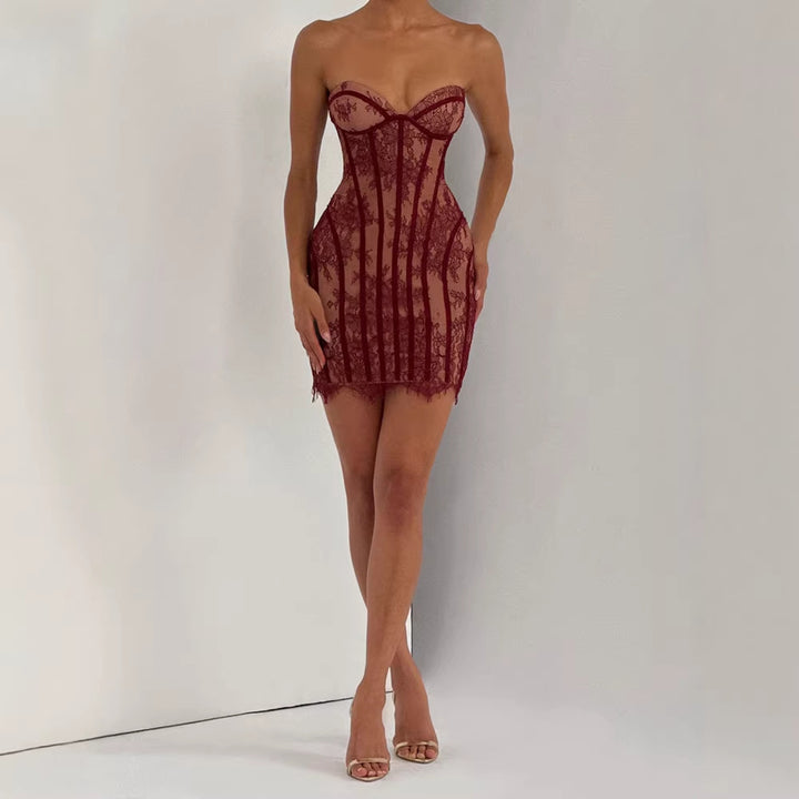 Damen Spitzen Kleid mit figurbetonter Silhouette Echo Archiv