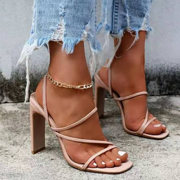 Damen Slingback-Sandaletten mit quadratischer Zehenpartie, schlanken Zierriemen und hohem Blockabsatz – Sorelia