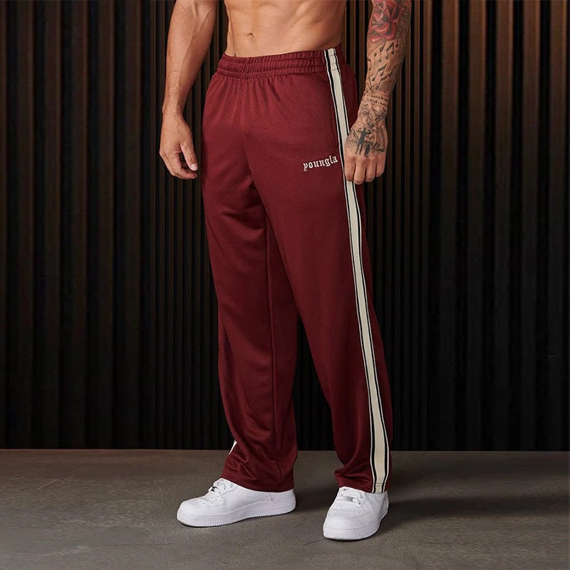 Herren Sportliche Freizeithose mit seitlichem Streifen Echoarchiv