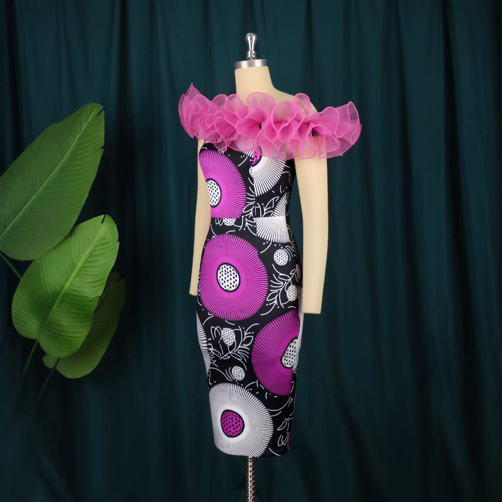 Damen figurbetontes Midi-Kleid mit voluminösen Rüschendetails Echo Archiv