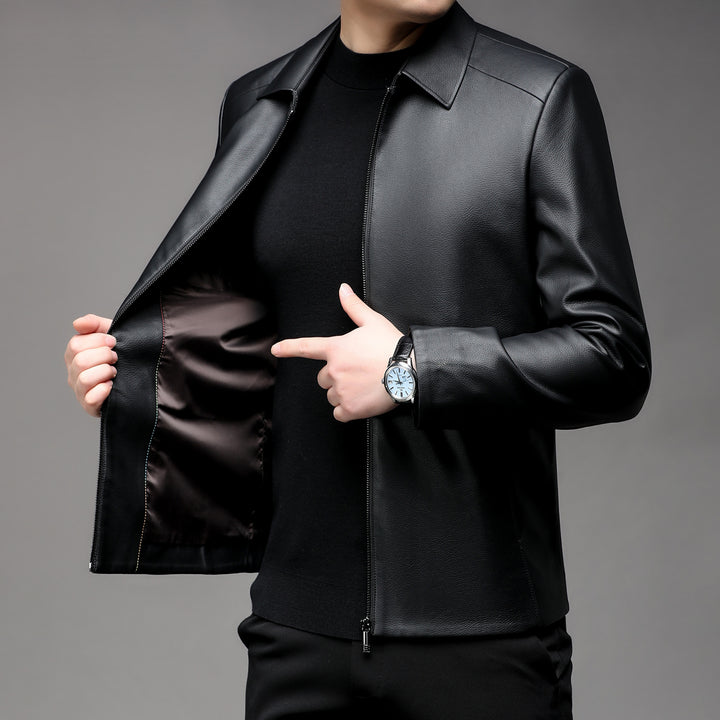 Herren Glatte Kunstleder-Zipjacke mit Hemdkragen und schlanker Silhouette Echoarchiv