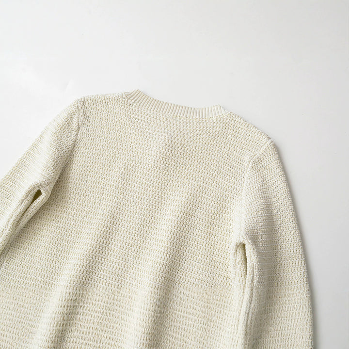 Damen Kurze gehäkelte Boxy-Strickjacke mit dekorativem Schmuckverschluss Echoarchiv