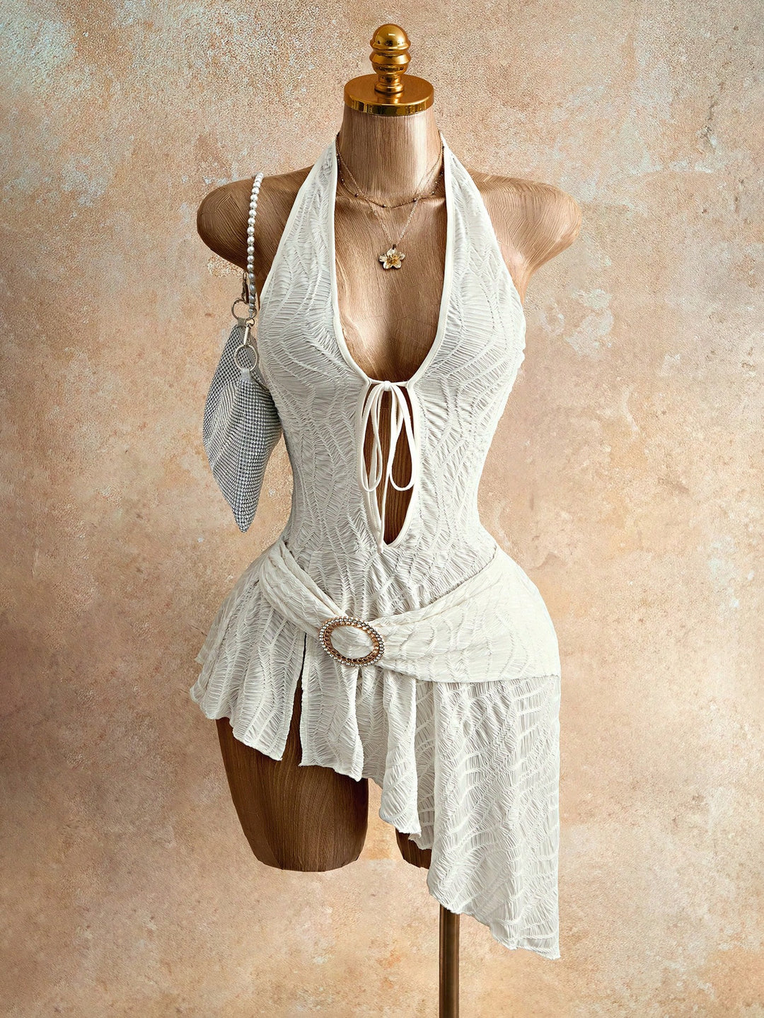 Damen nan figurbetontes Neckholder-Minikleid mit Schnürung, Cut-Out und asymmetrischem Wickelrock Echo Archiv