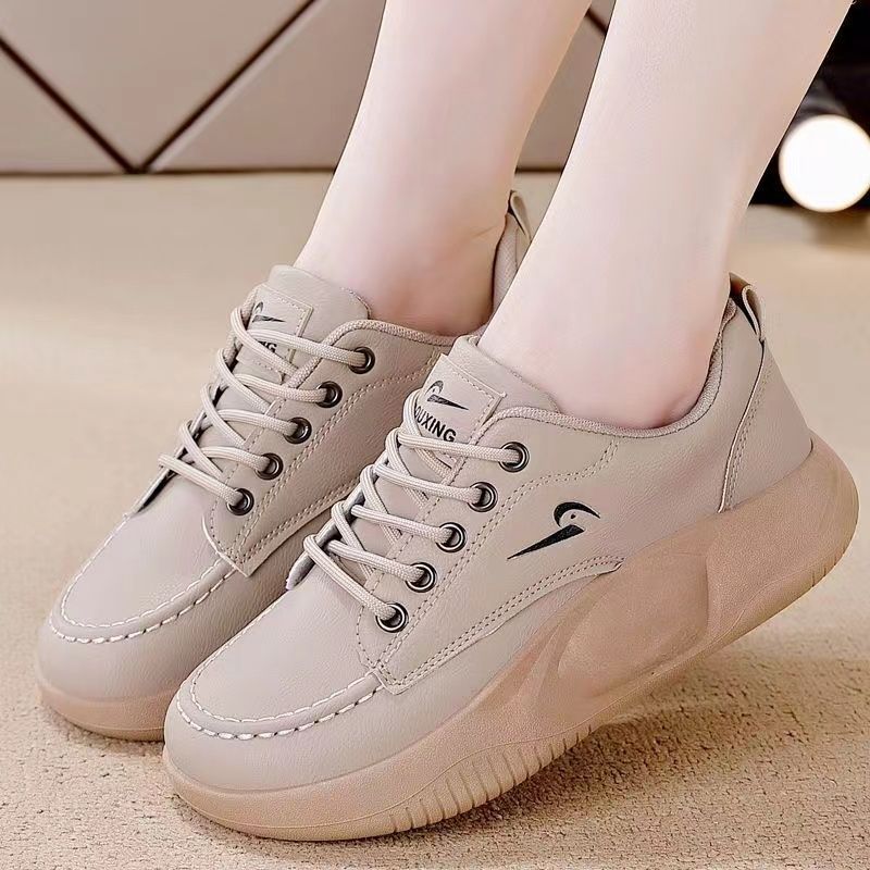 Damen Sportliche Sneakers mit bequemer Gummisohle und klassischem Design Echo Archiv