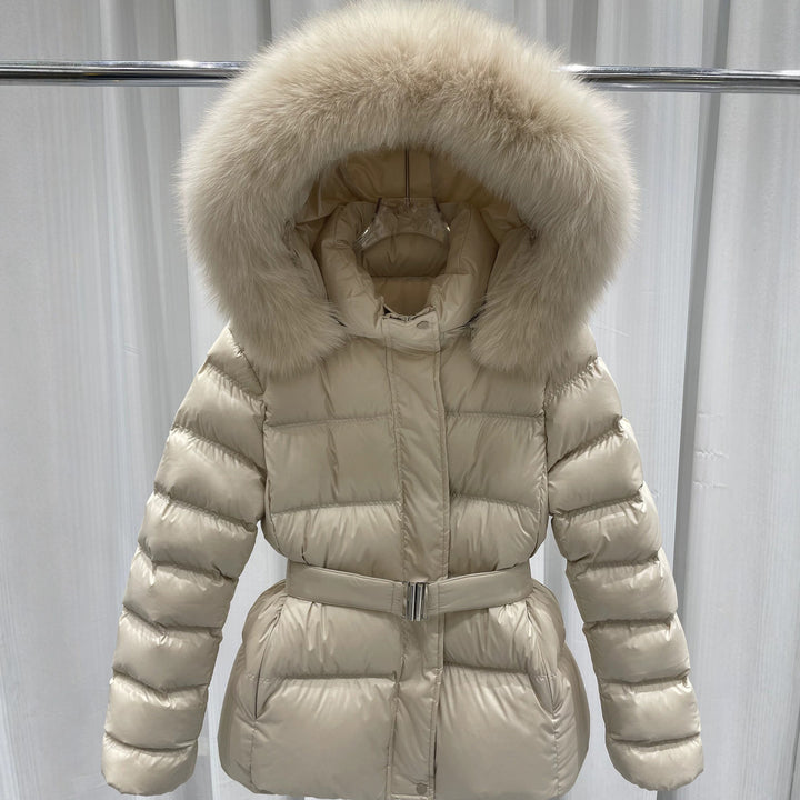 Damen Taillierte Stepp-Pufferjacke mit Gürtel, hohem Kragen und abnehmbarem Fellbesatz Echo Archiv