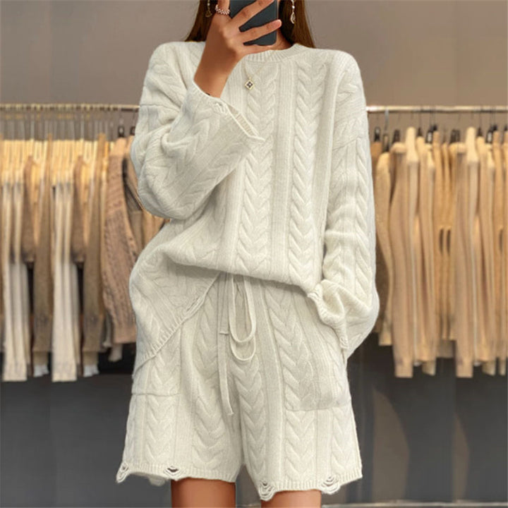 Damen nan kuscheliges Zopfmuster-Strickset mit Rundhals-Pullover und Taillen-Shorts Echo Archiv