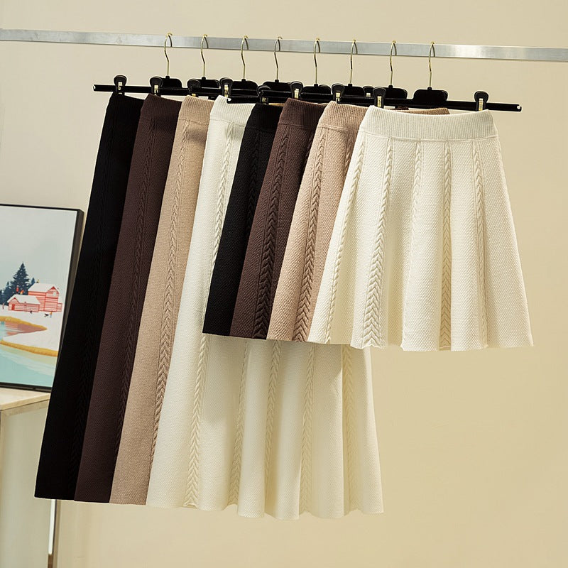 Damen Eleganter, plissierter Maxirock aus hochwertigem Strick Echo Archiv