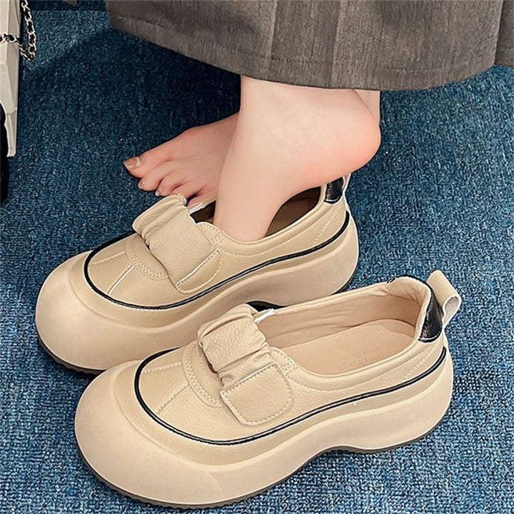 Damen Komfortable Slip-On Sneakers mit modischem Design und stabiler Sohle Echo Archiv