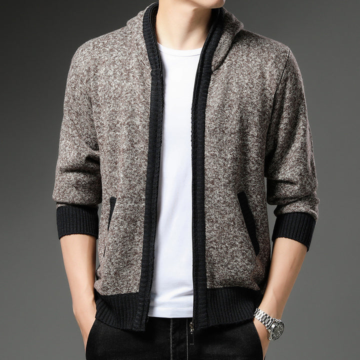 Herren Moderne Strickjacke mit Kapuze und schwarz-weißen Akzenten Echoarchiv