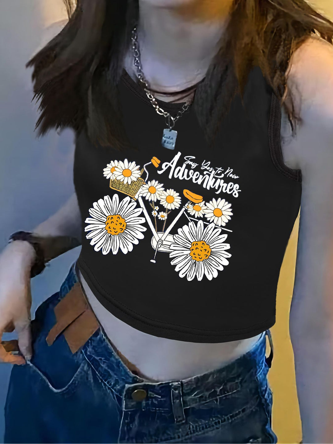 Damen Crop-Top mit auffälligem Schriftzug und körpernahem Schnitt Echo Archiv