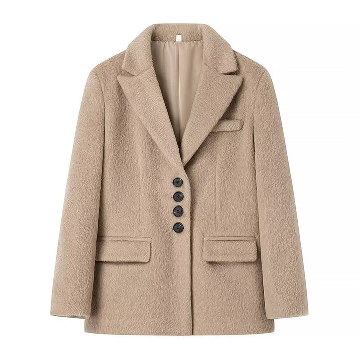Damen taillierter Kurzmantel-Blazer in Teddyoptik mit Reverskragen und Pattentaschen – Montévia