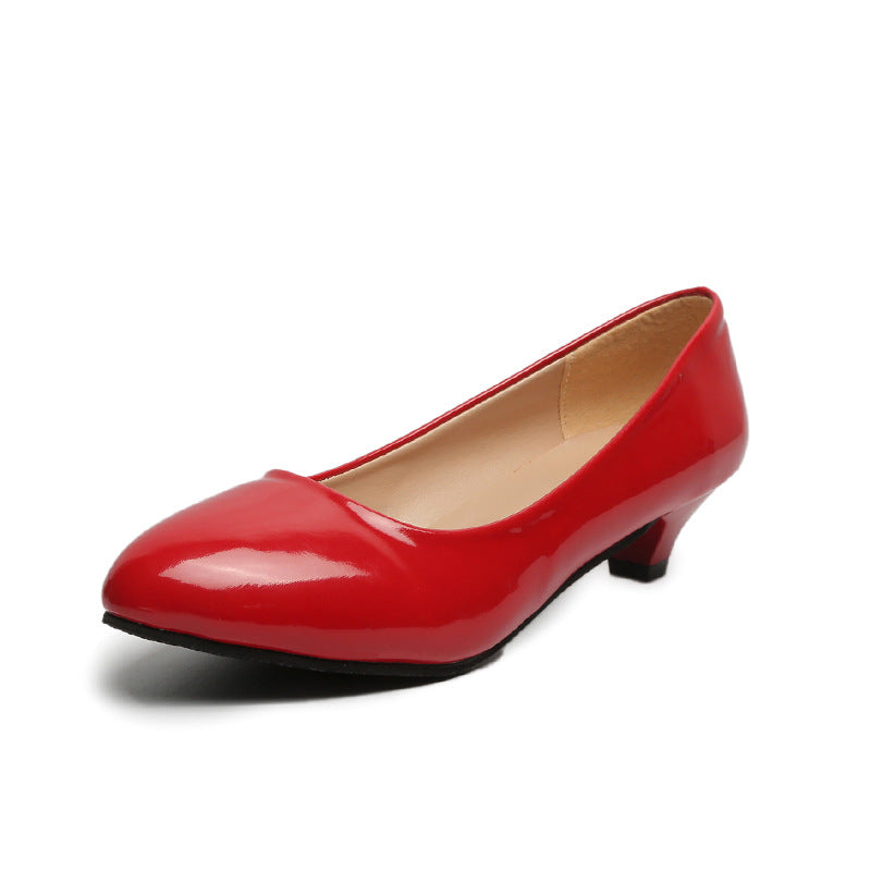 Damen nan spitz zulaufende Pumps in Hochglanz-Lackoptik mit niedrigem konischem Absatz gepolstertem Komfortfußbett und weichem Innenfutter Echo Archiv