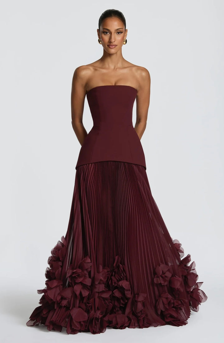 Damen Elegantes schulterfreies Abendkleid mit raffinierten Rüschen Echo Archiv