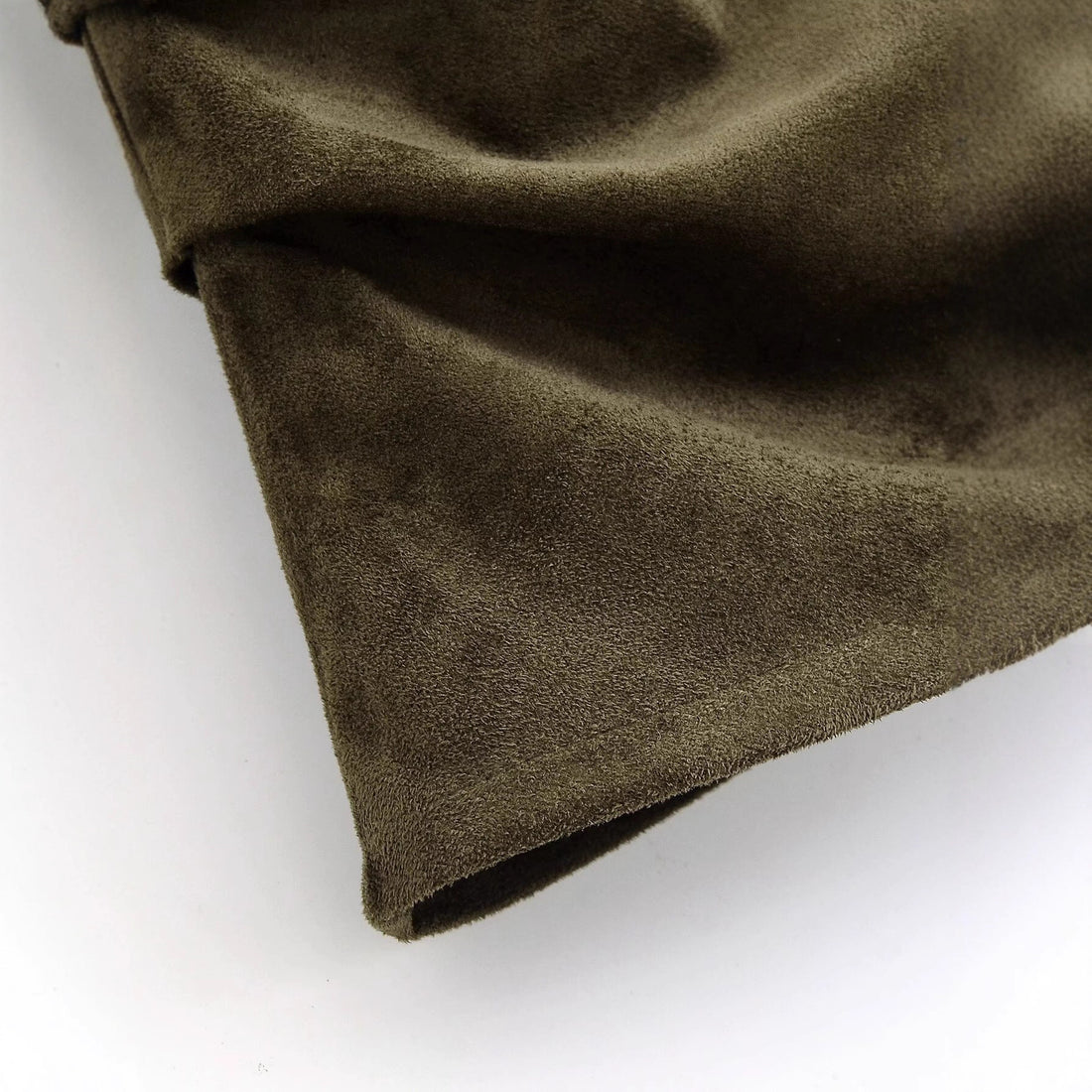 Damen Oversize-Langarmshirt aus Veloursoptik mit asymmetrischem Saum Echoarchiv