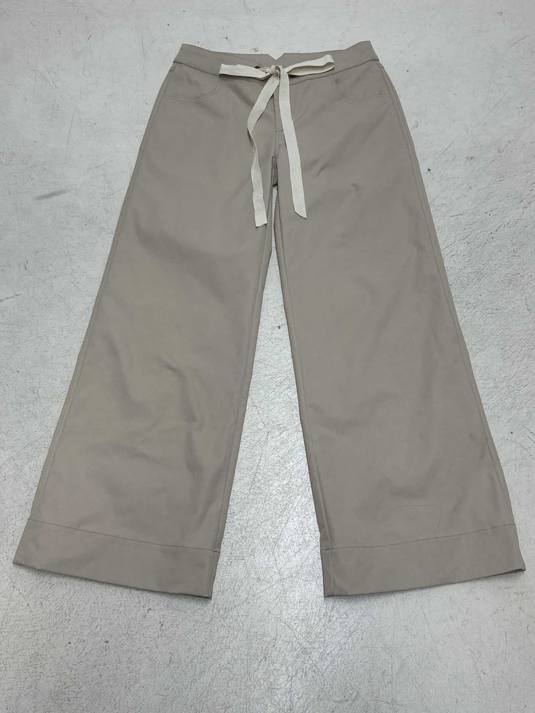 Damen nan weite Highwaist Cargo-Schlaghose mit Tunnelzug, Mehrfachtaschen und legerer Silhouette Echo Archiv