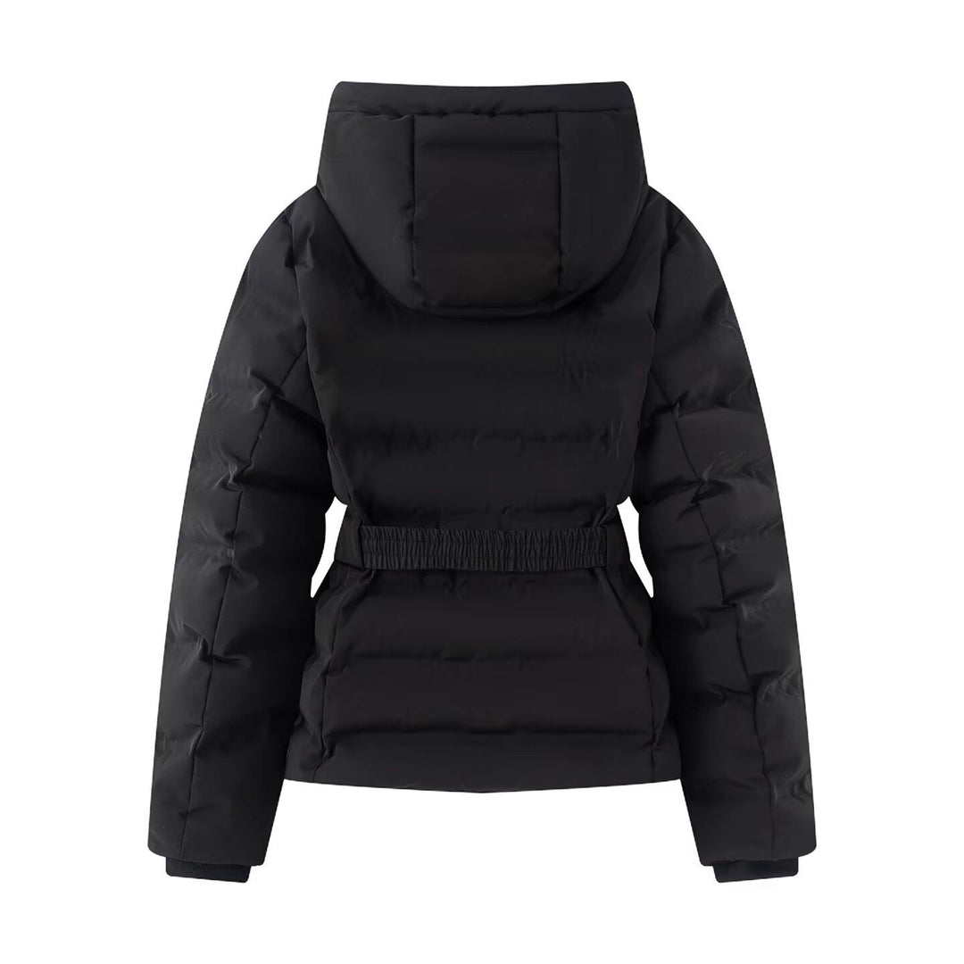 Damen Glänzende Daunenoptik-Steppjacke mit Kapuze und tailliertem Zugbandgürtel Echo Archiv