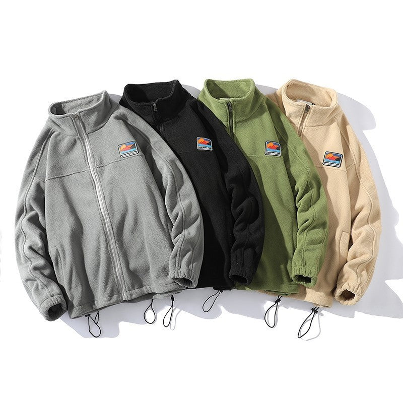 Herren Fleecejacke mit hohem Kragen und praktischen Taschen Echoarchiv