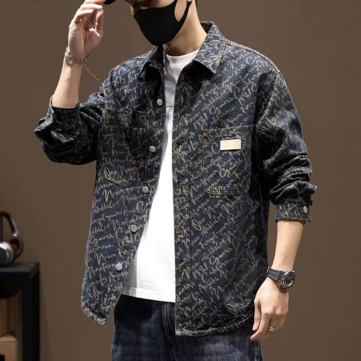 Herren Modische Denimjacke mit grafischem Muster Echo Archiv