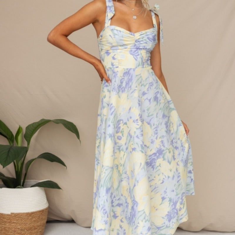 Damen Sommerliches Maxikleid mit verstellbaren Trägern und Raffungen Echo Archiv