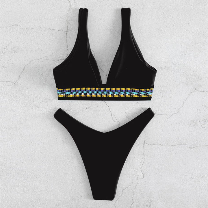 Damen Bikini-Set mit elegantem V-Ausschnitt und geschmackvollem Detail Echo Archiv