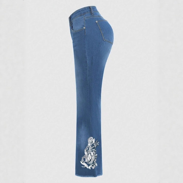 Damen Bootcut-Jeans im Western‑Stil mit dekorativer Stickerei und Used‑Effekt Echo Archiv