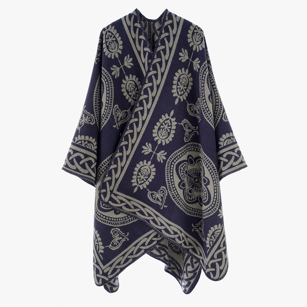 Damen Oversize-Cape mit ornamentalem Jacquard und asymmetrischem Zipfelsaum Echo Archiv