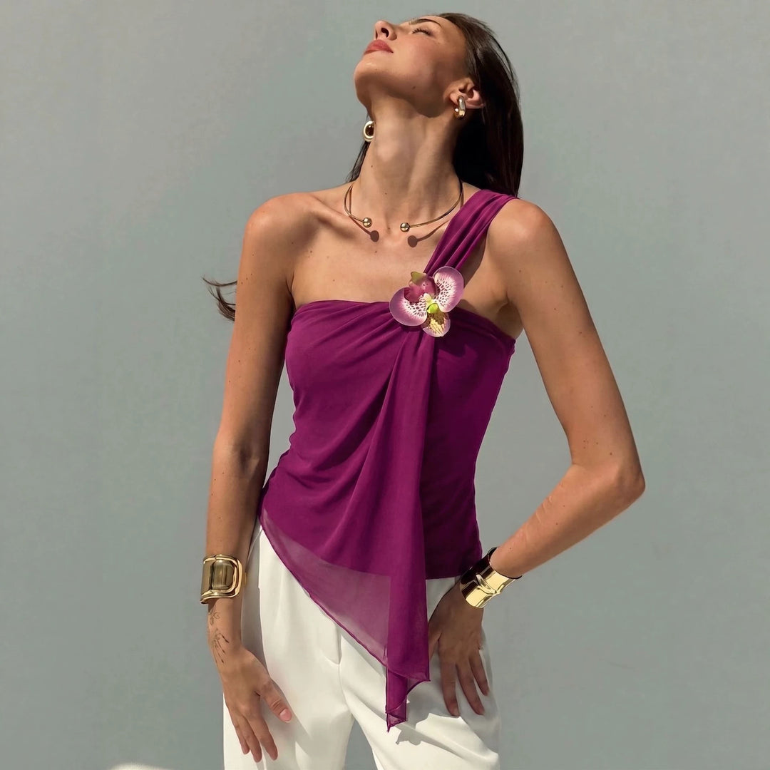 Damen nan asymmetrisches Einschulter-Chiffon-Oberteil mit Drapierung und Zierbrosche Echo Archiv
