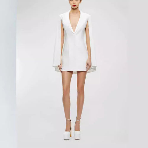Damen Kurzes Cape-Minikleid mit tiefem V‑Ausschnitt und offenem Arm‑Cape Echoarchiv