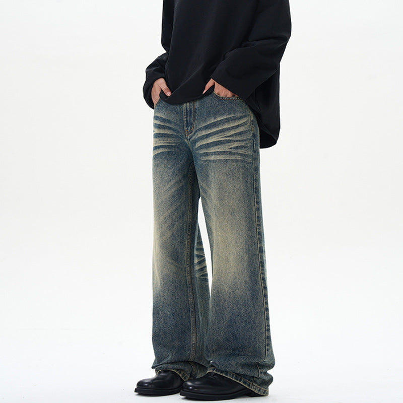 Herren Weite Denim-Jeans im Vintage-Whisker-Look mit horizontalen Falten und bodenlangem Saum Echo Archiv