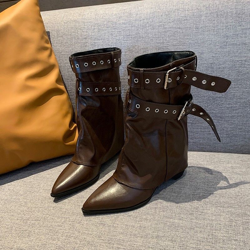 Damen Wadenhohe Wildleder-Slouch-Stiefel mit spitzer Zehenpartie und Zierschnallen – Lioré