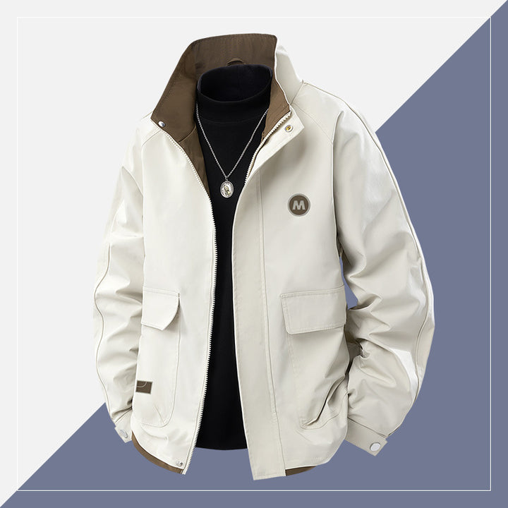 Herren Leichter Urbaner Blouson mit hohem Stehkragen, Kontrastfutter und Pattentaschen Echo Archiv